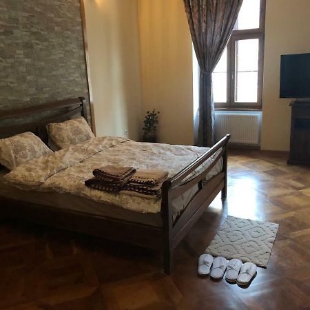 Old Historical Centre Apartment บราชอฟ ภายนอก รูปภาพ